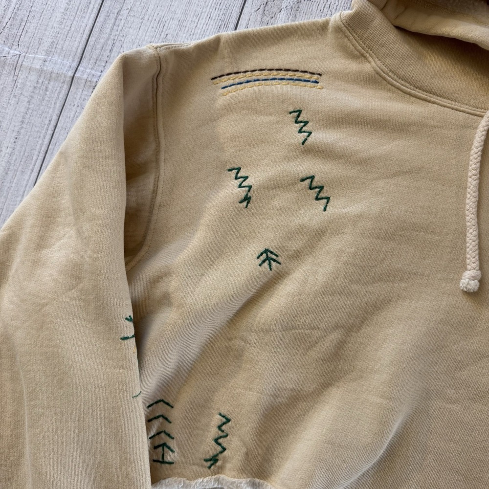 Kimchi Blue UO Marley Cropped Hoodie XS Putty Embroidered Boho Nature - Picture 3 of 11